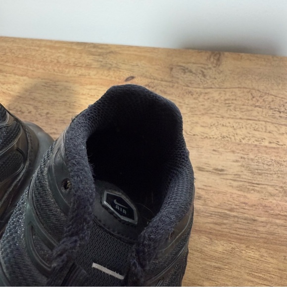 Nike Airmax Black Youth Sneakers, 12C - Picture 4 of 9
